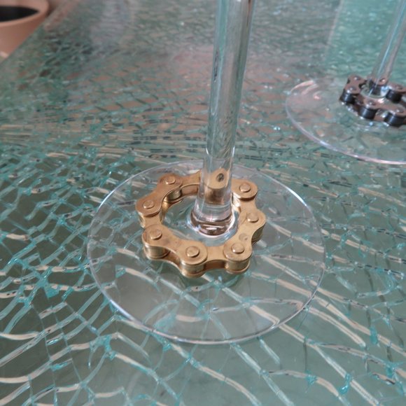 Magnetic Wine Glass Charms Colored Bike Chain Markers Christmas Gift Set Bikers - Picture 10 of 16